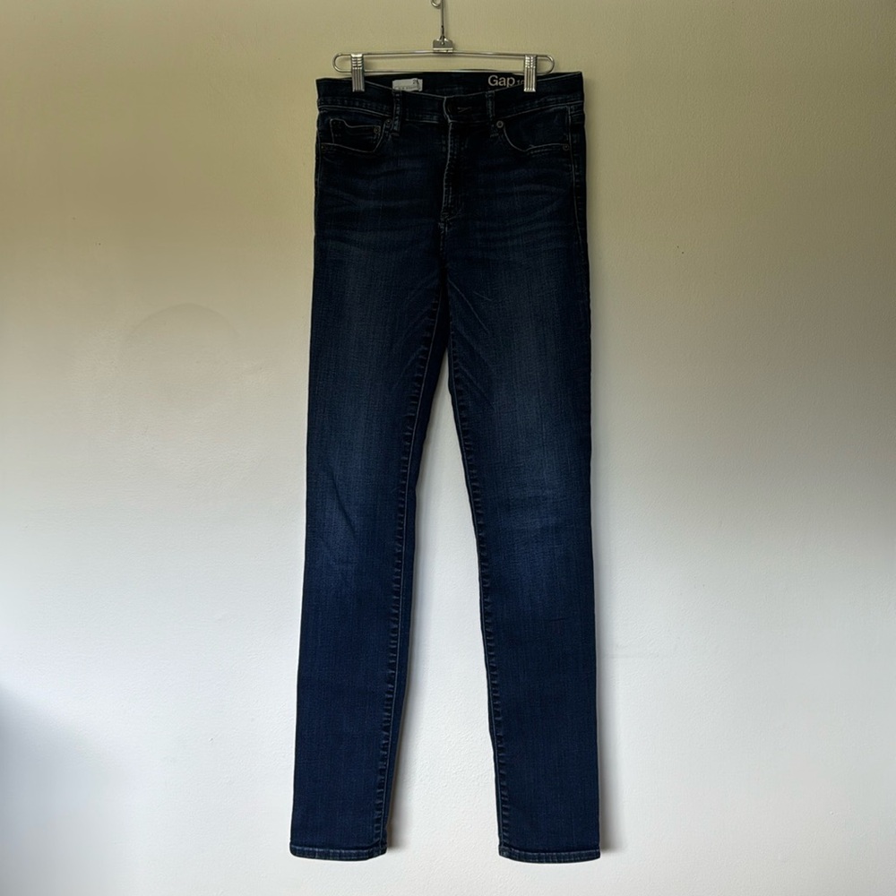 GAP Slim Straight Jeans